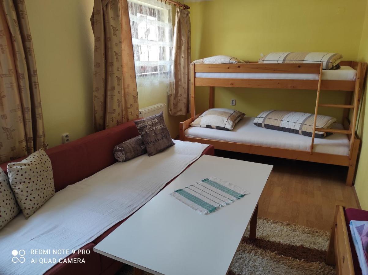 Ferienwohnung Privat Alma Nová Lesná Exterior foto