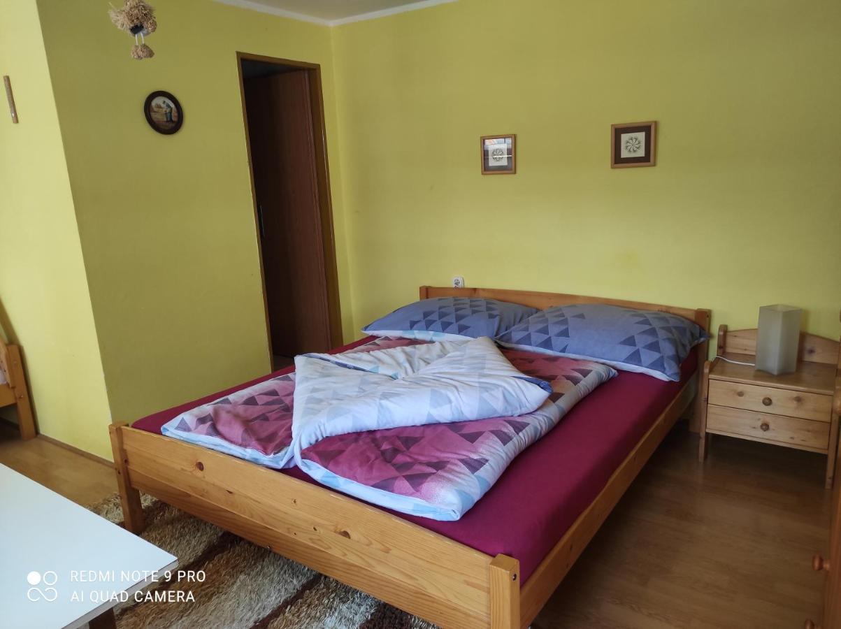 Ferienwohnung Privat Alma Nová Lesná Exterior foto